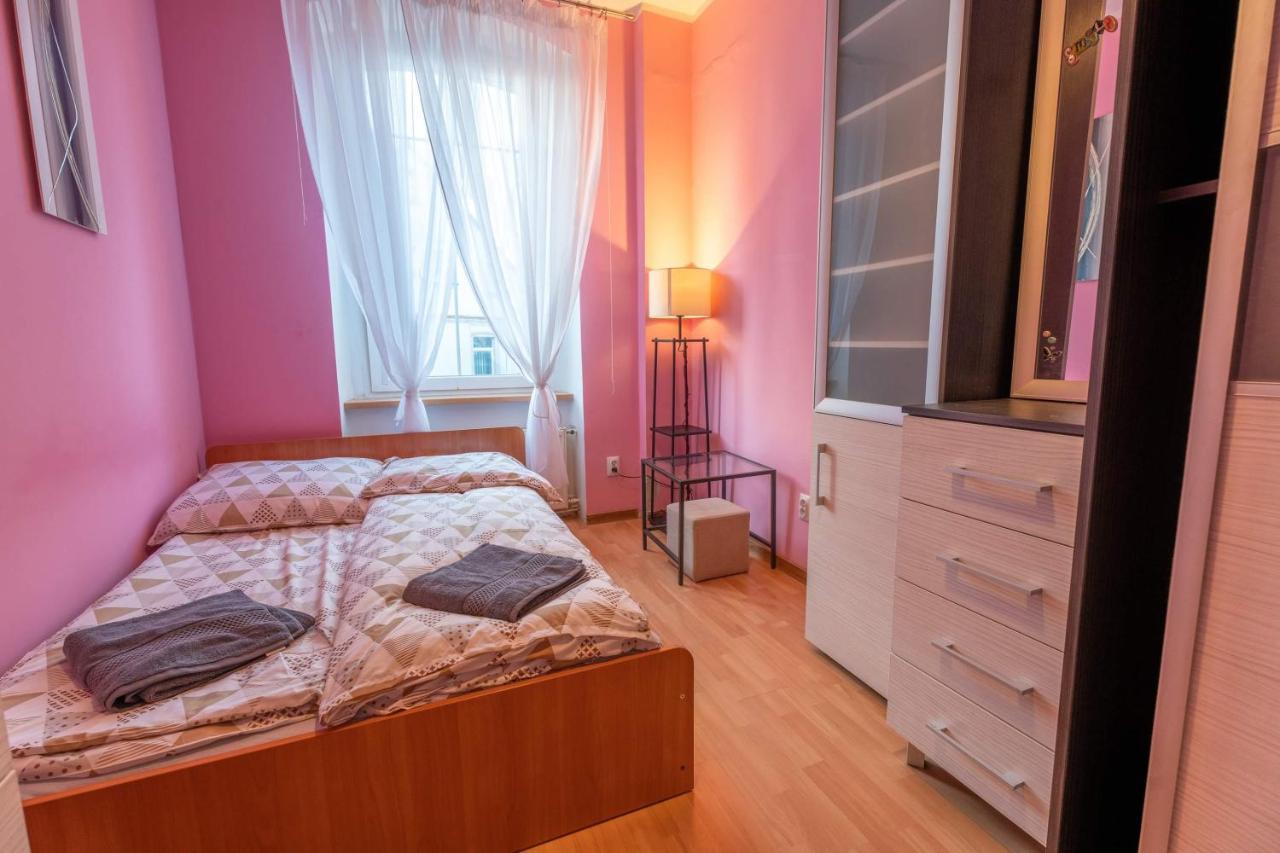 U Sysi Apartment กูโดวาสโดรยจ์ ภายนอก รูปภาพ