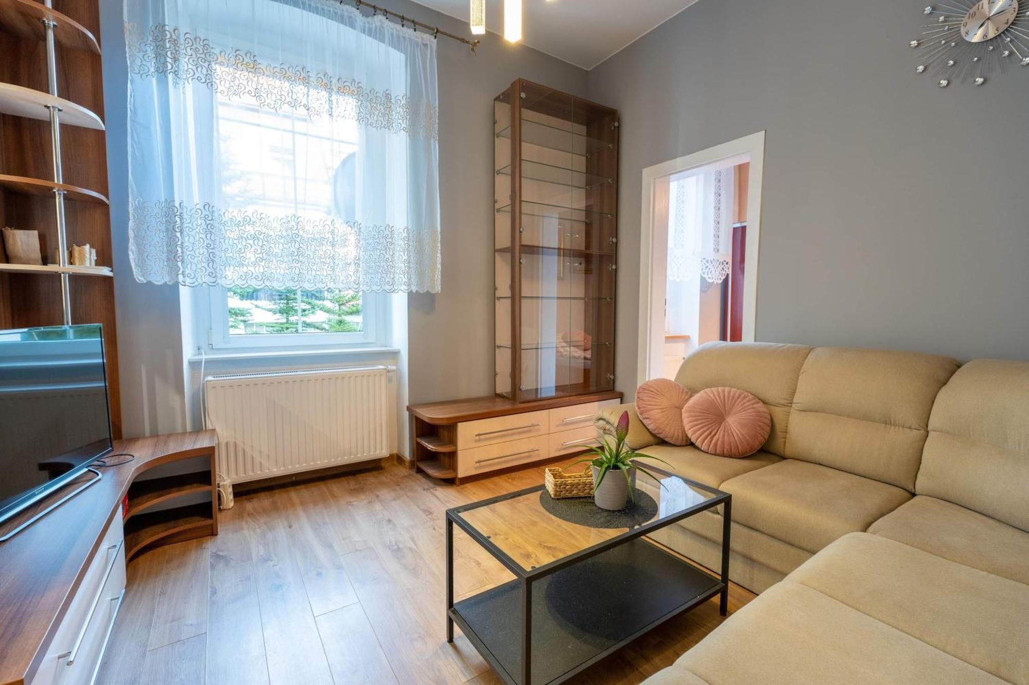 U Sysi Apartment กูโดวาสโดรยจ์ ภายนอก รูปภาพ